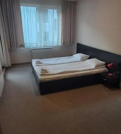 Royal Towers One Bedroom Next To Gondola Daire